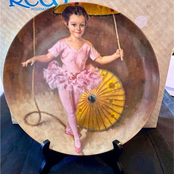 McClelland Children’s Circus Collection - Picture 1 of 2